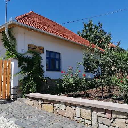 Csendülő Vendégház Noszvaj Esterno foto