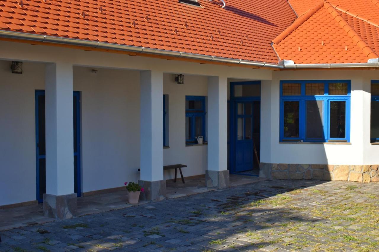Csendülő Vendégház Noszvaj Esterno foto